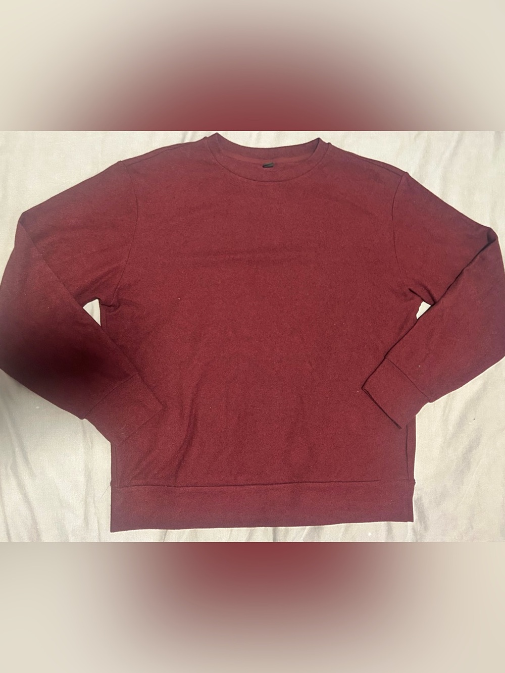 Uniqlo women’s Crewneck Sweater in Burgundy red